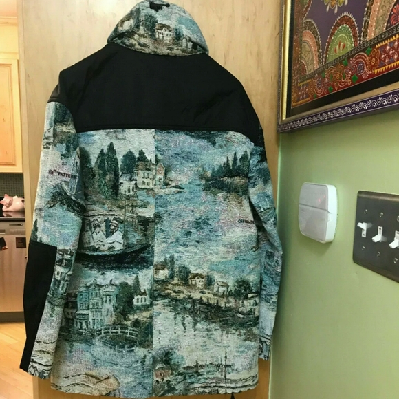 Off white coat - Picture 6 of 7